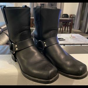 Mens Frye Boots (Harness 8r)